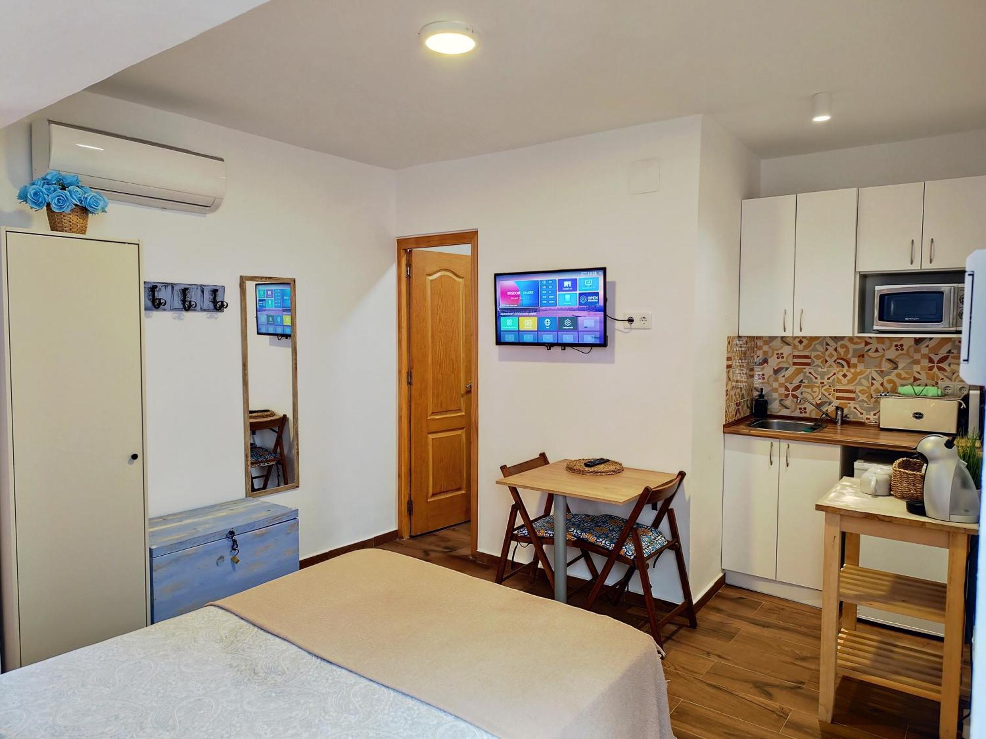 Apartamento Estudio Azul 阿尔姆尼卡 外观 照片